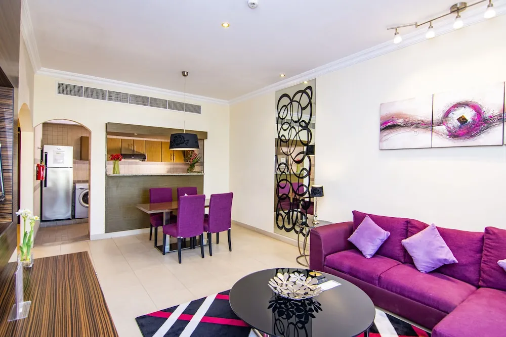 Deluxe Two-Bedroom Apartment