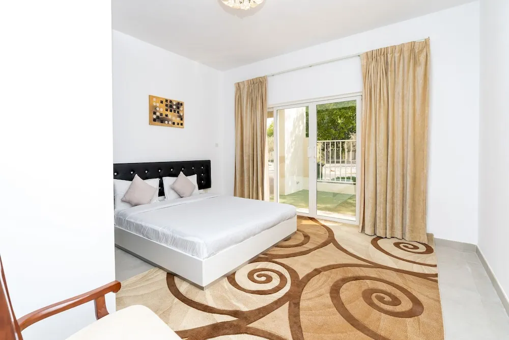 Villa (5 Bedrooms)