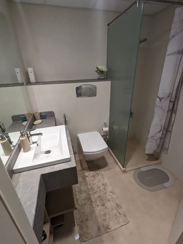 Comfort Apart Daire, 1 Yatak Odası, Avlu Manzaralı, Denize Sıfır
