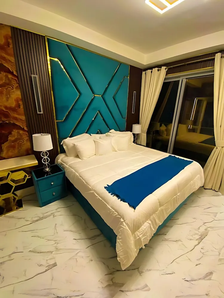 Luxury Apart Daire, 1 En Büyük (King) Boy Yatak, Özel Banyo, Plaj Kenarı