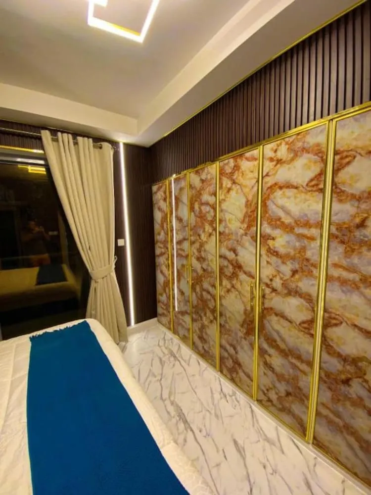 Luxury Apart Daire, 1 En Büyük (King) Boy Yatak, Özel Banyo, Plaj Kenarı