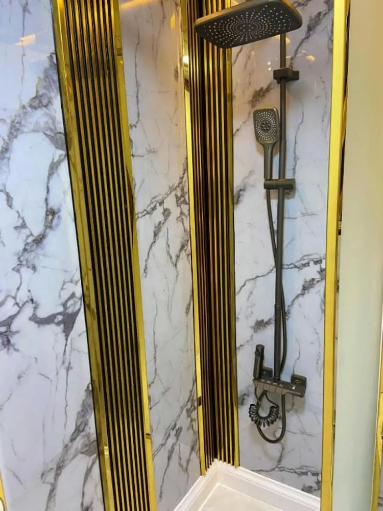 Luxury Apart Daire, 1 En Büyük (King) Boy Yatak, Özel Banyo, Plaj Kenarı