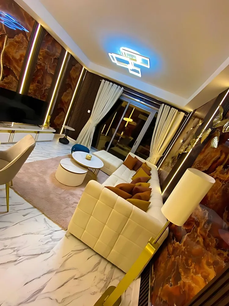 Luxury Apart Daire, 1 En Büyük (King) Boy Yatak, Özel Banyo, Plaj Kenarı