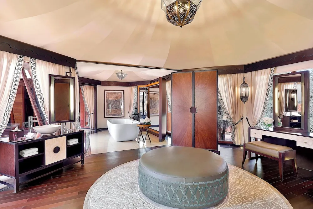 Villa, 1 En Büyük (King) Boy Yatak ve Çekyat