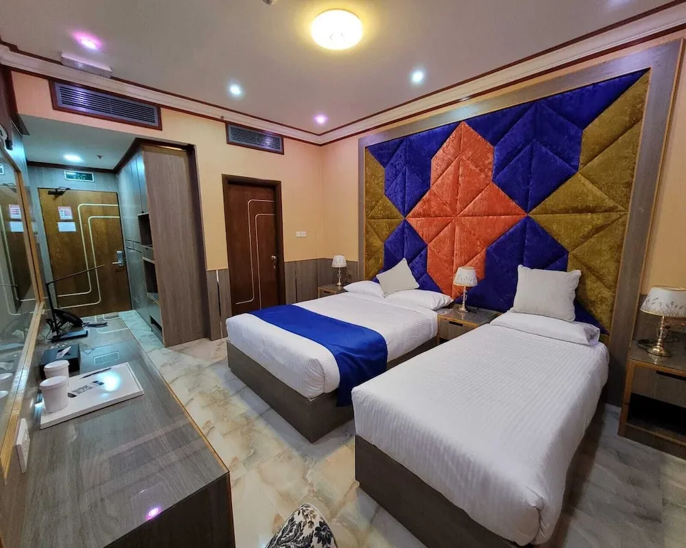 Deluxe Üç Kişilik Oda, Şehir Manzaralı