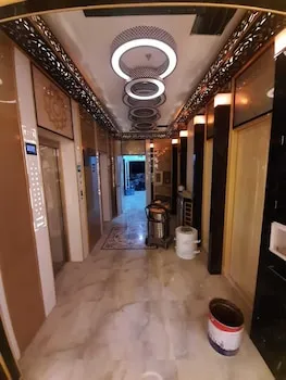 Camphor Hotel