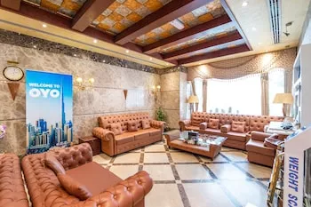 Crystal Plaza Hotel