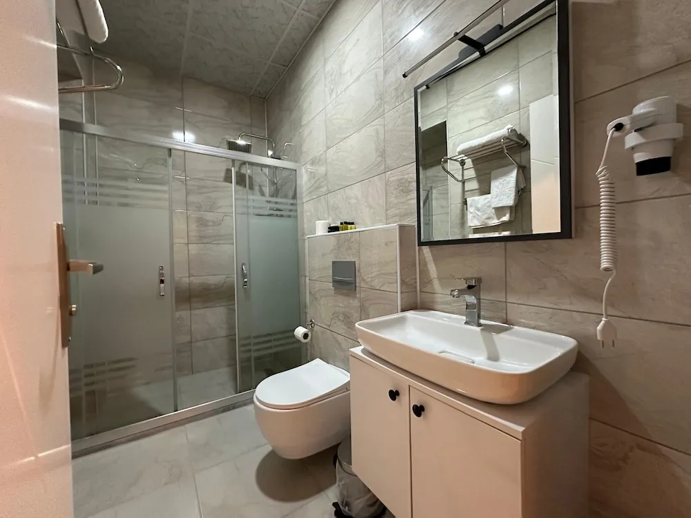 Family Oda, Şehir Manzaralı