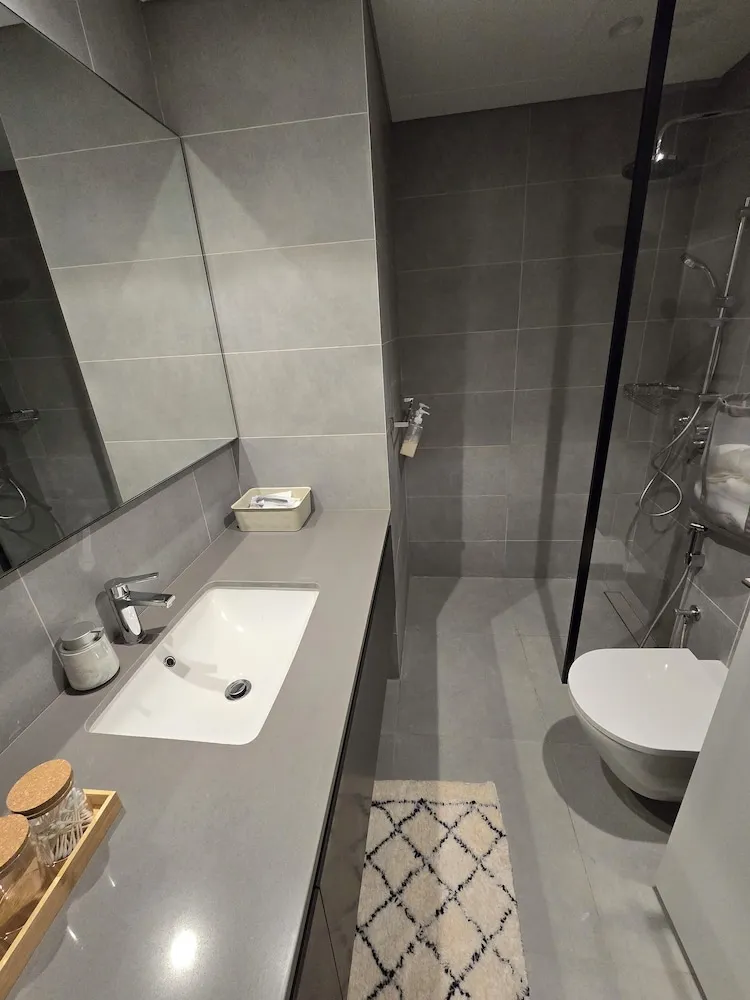 Exclusive Apart Daire, Balkon, Havuz Manzaralı