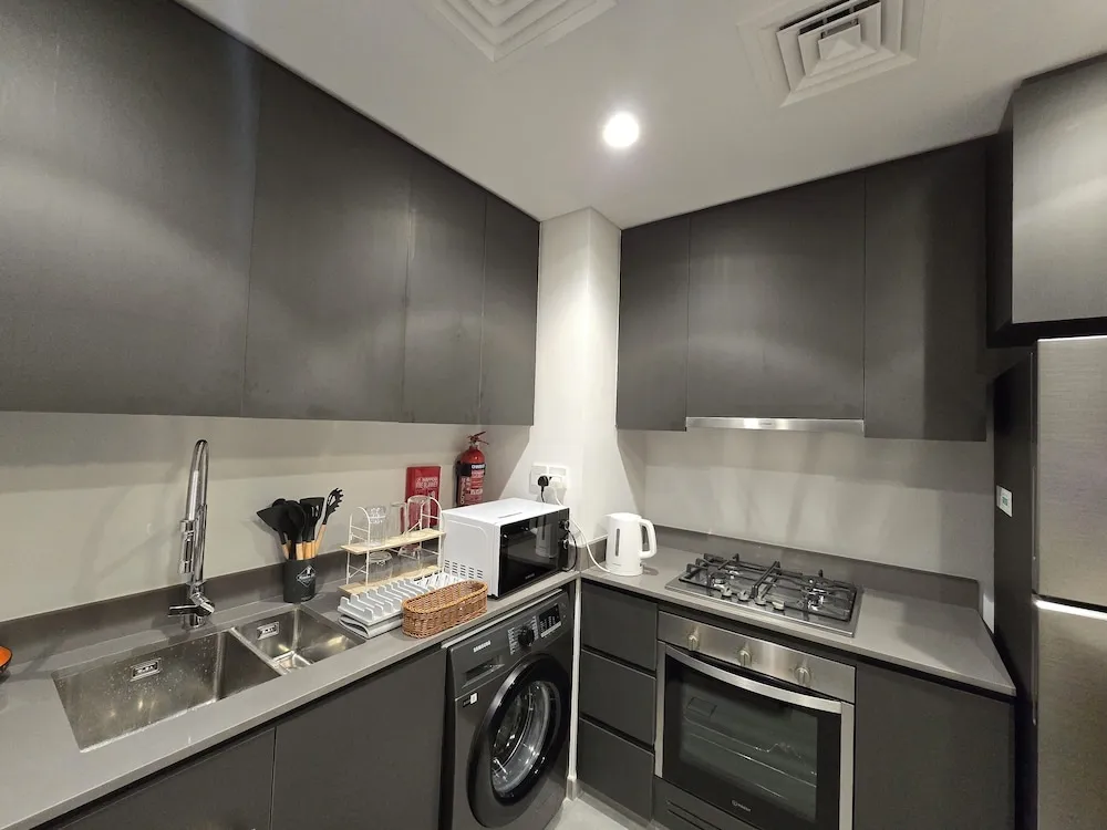 Exclusive Apart Daire, Balkon, Havuz Manzaralı