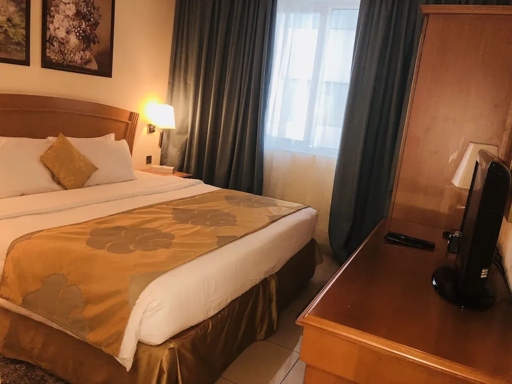 Süit, 2 Yatak Odası, Mutfak (1 King, 1 Queen)