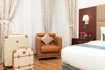 Golden Sands Hotel & Residences