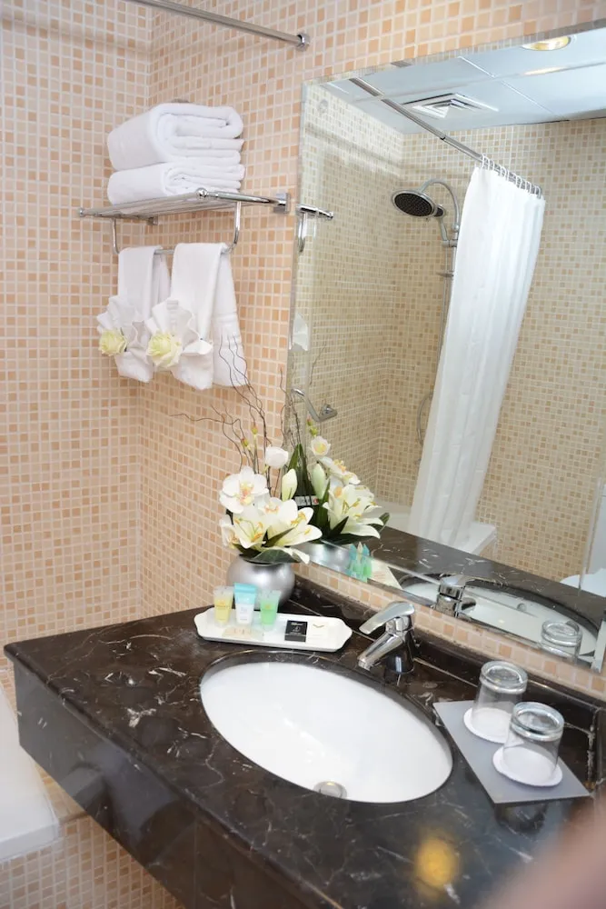 Business Oda, 1 En Büyük (King) Boy Yatak, Deniz Manzaralı