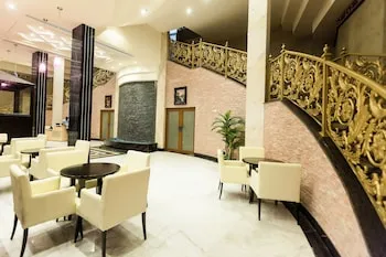 Red Castle Hotel