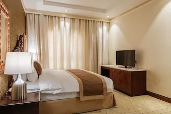 CRYSTAL PLAZA AL MAJAZ HOTEL