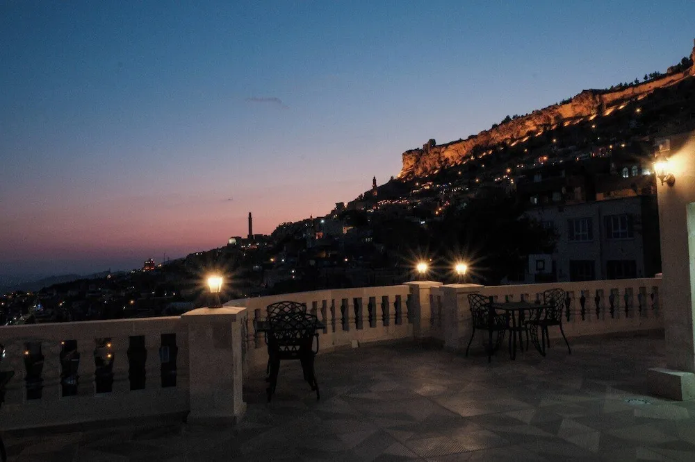 Bab-ı Nefes Demirhan Konağı