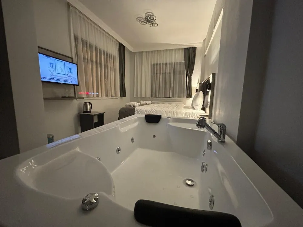 Deluxe Oda, Balkon, Şehir Manzaralı