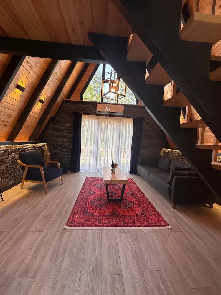 Standard Dört Kişilik Oda, Dağ Manzaralı