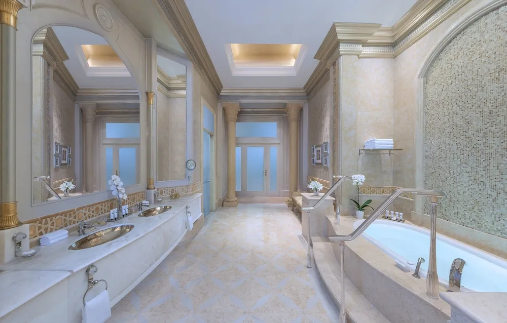 Süit, 3 Yatak Odası, Sigara İçilmez (Palace with Club Lounge Access)