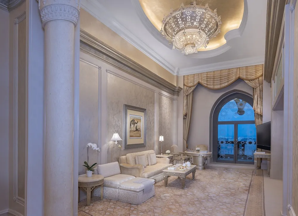 Süit, 2 Yatak Odası, Sigara İçilmez (Palace with Club Lounge Access)