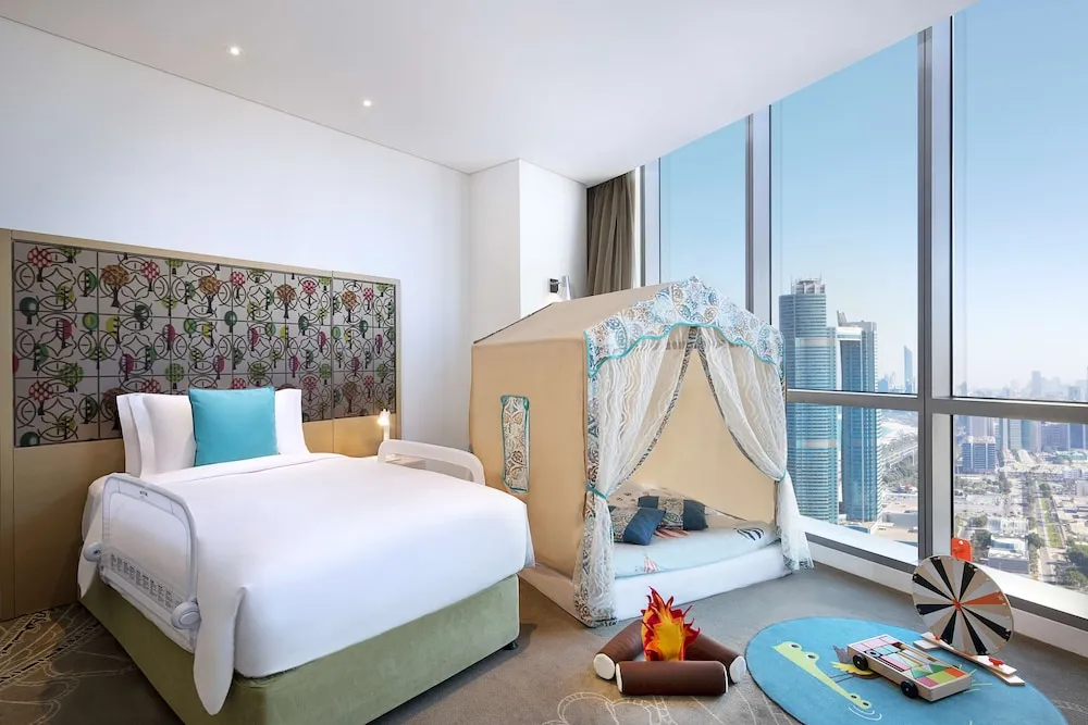 Premier Oda, 1 En Büyük (King) Boy Yatak, Bağlantılı Odalar (Family Room View)