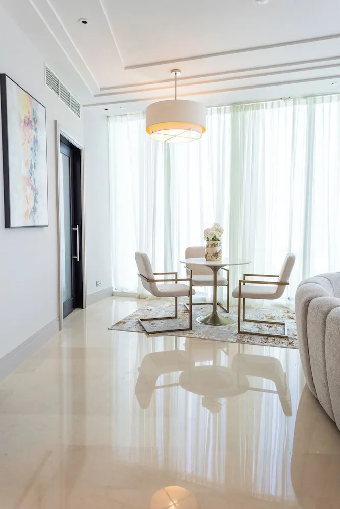 Luxury Apart Daire, Nehir Manzaralı