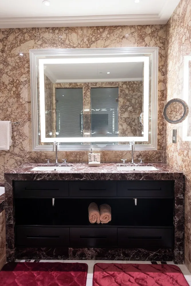 Luxury Apart Daire, Nehir Manzaralı