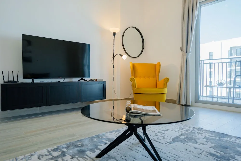Design Apart Daire, 1 En Büyük (King) Boy Yatak ve Çekyat, Sigara İçilmez, Göl Manzaralı