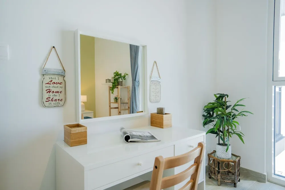 Design Apart Daire, 1 En Büyük (King) Boy Yatak ve Çekyat, Sigara İçilmez, Göl Manzaralı
