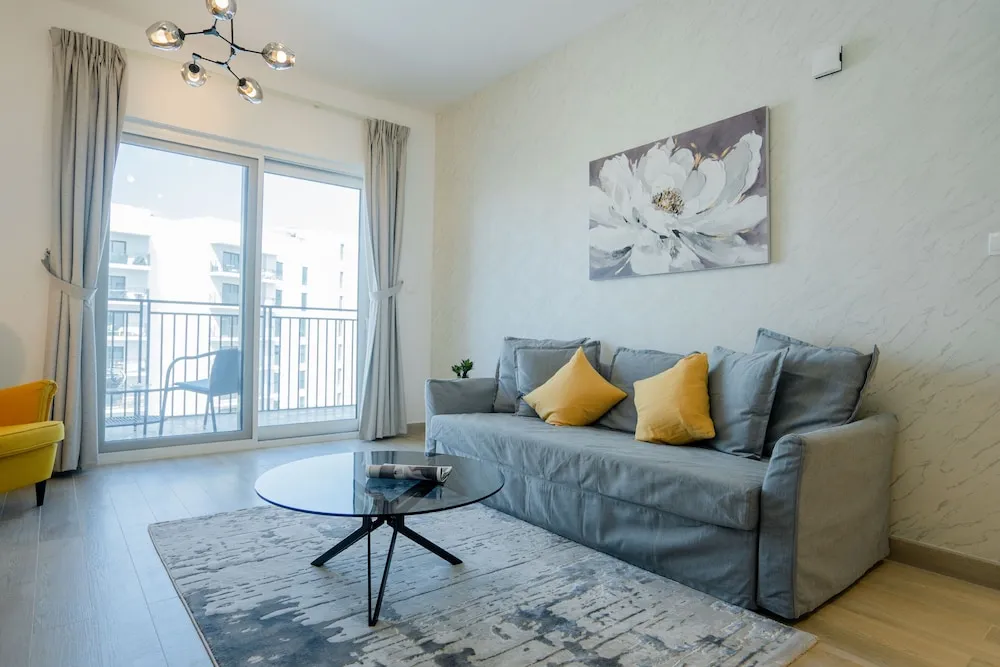 Design Apart Daire, 1 En Büyük (King) Boy Yatak ve Çekyat, Sigara İçilmez, Göl Manzaralı