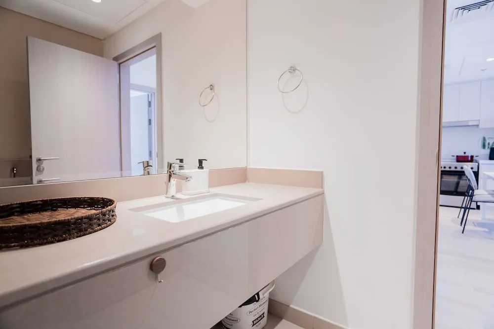 Design Apart Daire, 1 En Büyük (King) Boy Yatak ve Çekyat, Sigara İçilmez, Göl Manzaralı