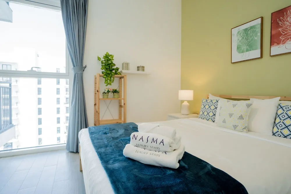 Design Apart Daire, 1 En Büyük (King) Boy Yatak ve Çekyat, Sigara İçilmez, Göl Manzaralı