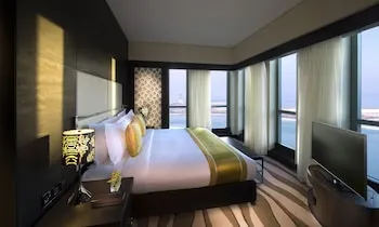 Sofitel Abu Dhabi Corniche