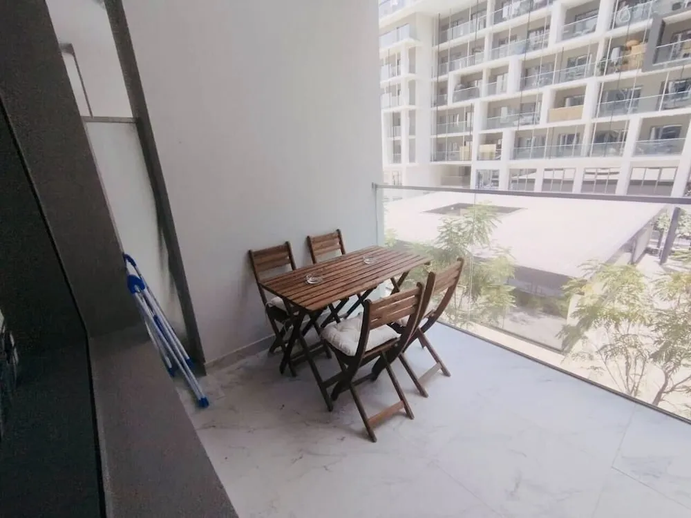 Exclusive Stüdyo, Balkon