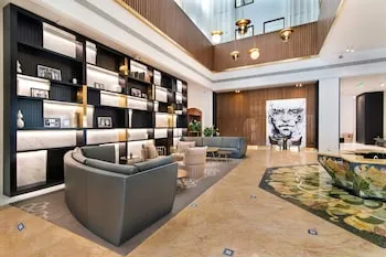 Le Meridien Abu Dhabi