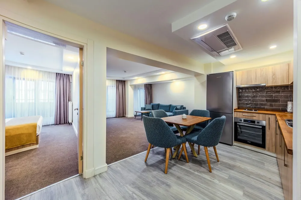 Superior Room With City View (1+1)