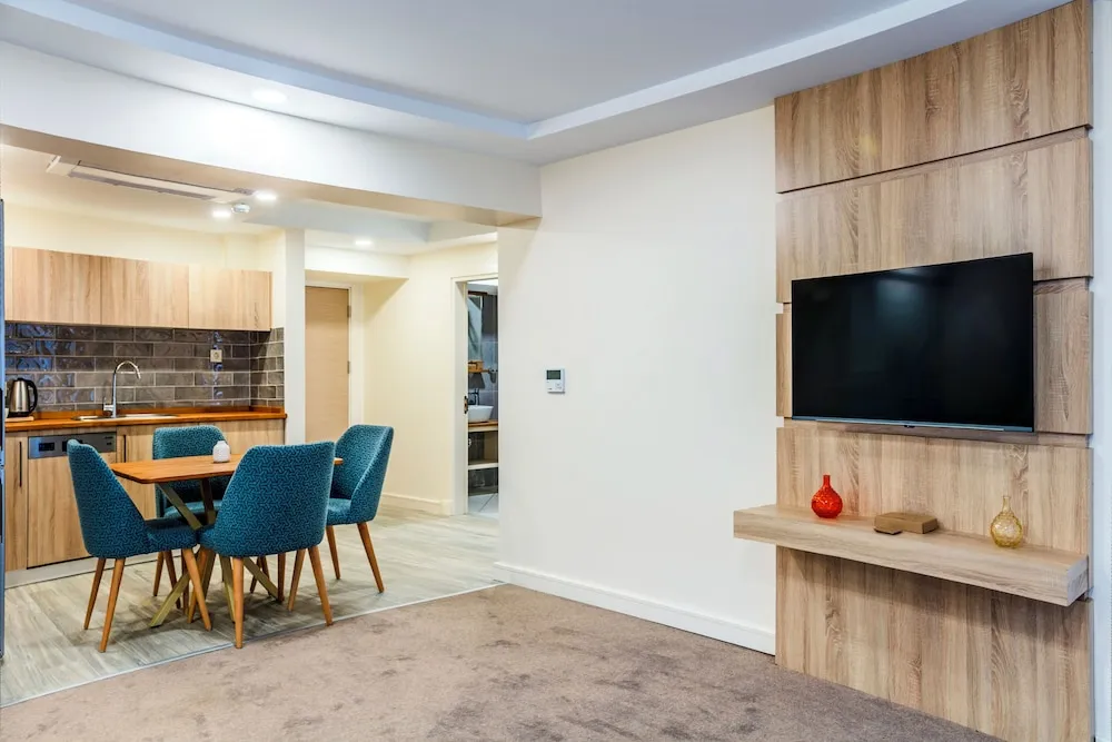 Superior Room With City View (1+1)