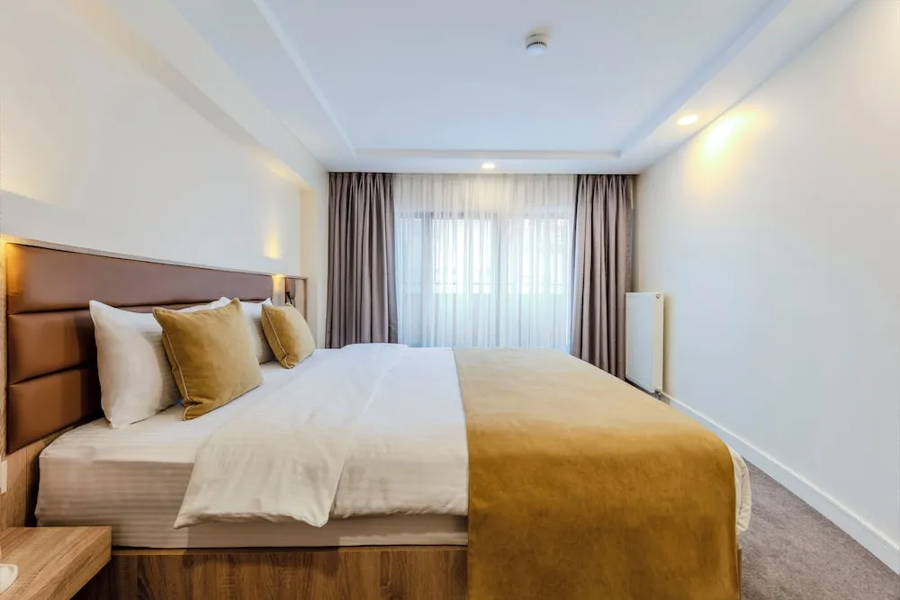 Superior Room With City View (1+1)