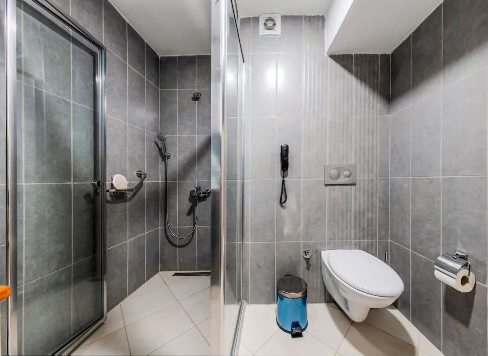 Corner Deluxe Room