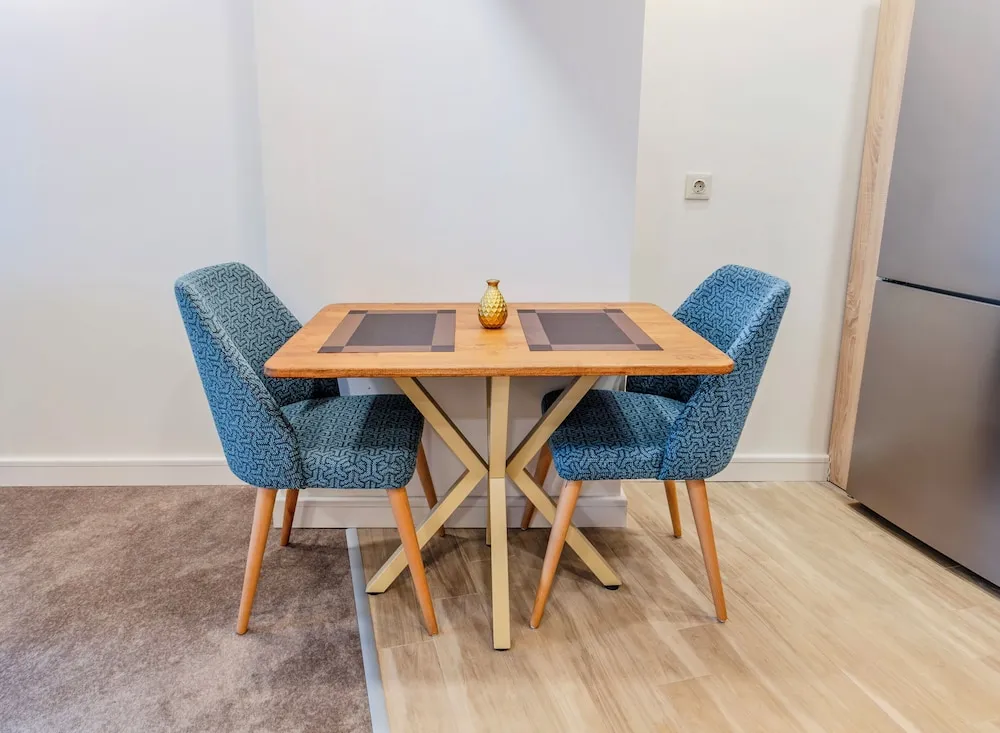 Corner Deluxe Room