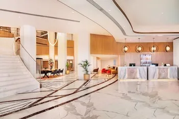 Sheraton Abu Dhabi Hotel & Resort