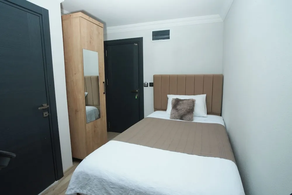 Tek Kişilik Oda, Deniz Manzaralı