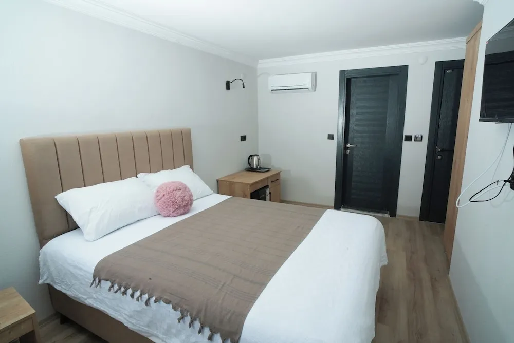 Standard Tek Büyük Yataklı Oda, Deniz Manzaralı