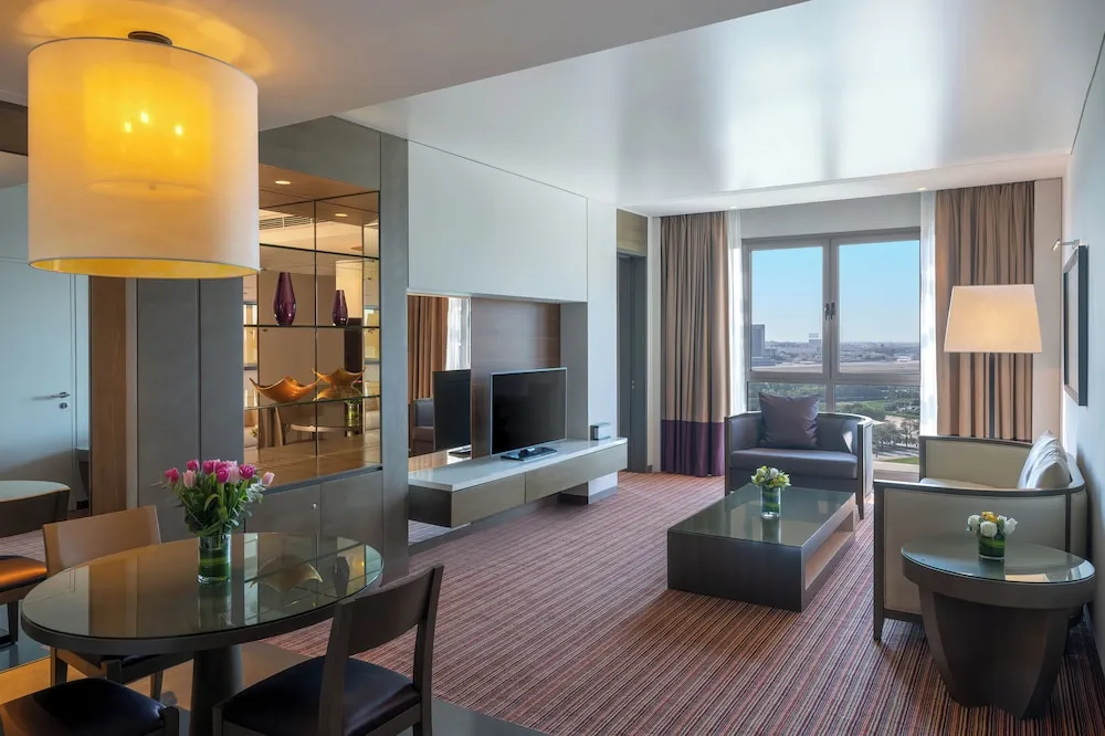 Süit, 1 Yatak Odası (King Bed - Lounge Access)