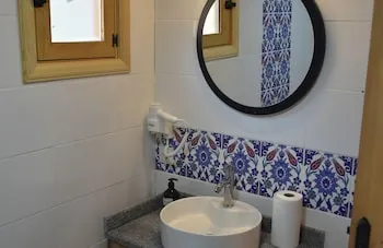 Çandarlı Çiftliği