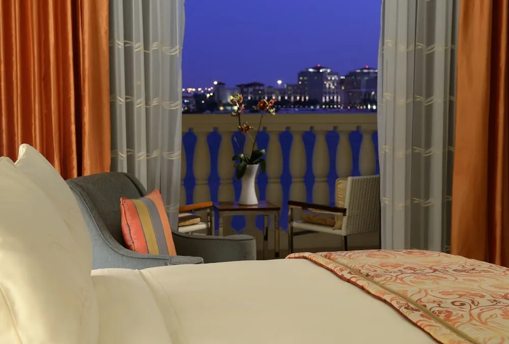 Deluxe Oda, 1 En Büyük (King) Boy Yatak, Balkon