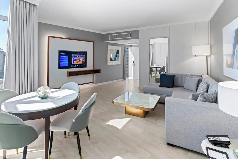 Süit, Balkon, Şehir Manzaralı