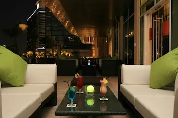 Centro Yas Island