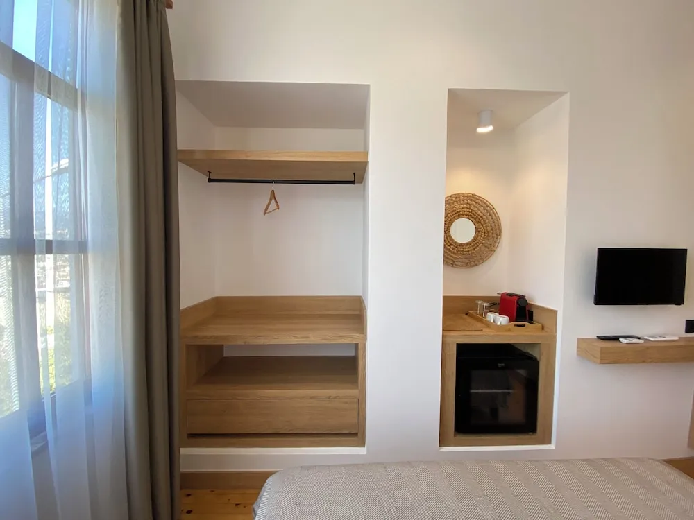 Economy Oda, Şehir Manzaralı