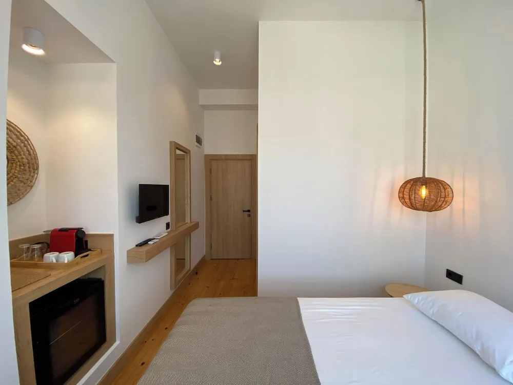 Economy Oda, Şehir Manzaralı